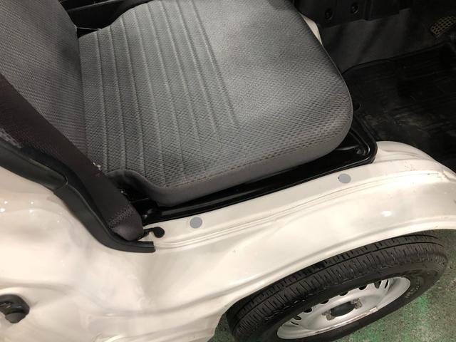 ハイゼットトラックスタンダード 農用スペシャル 4WD/MT車/荷台作業灯1年保証距離無制限 走行距離85853キロ 4WD マニュアル車 FMAMラジオ フロアマット 荷台作業灯 マニュアルエアコン(埼玉県)の中古車