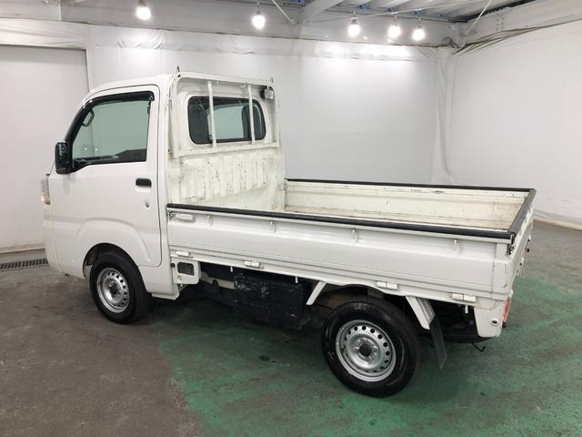ハイゼットトラックスタンダード 農用スペシャル 4WD/MT車/荷台作業灯1年保証距離無制限 走行距離85853キロ 4WD マニュアル車 FMAMラジオ フロアマット 荷台作業灯 マニュアルエアコン(埼玉県)の中古車