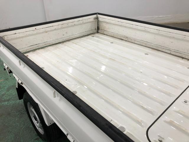 ハイゼットトラックスタンダード 農用スペシャル 4WD/MT車/荷台作業灯1年保証距離無制限 走行距離85853キロ 4WD マニュアル車 FMAMラジオ フロアマット 荷台作業灯 マニュアルエアコン(埼玉県)の中古車