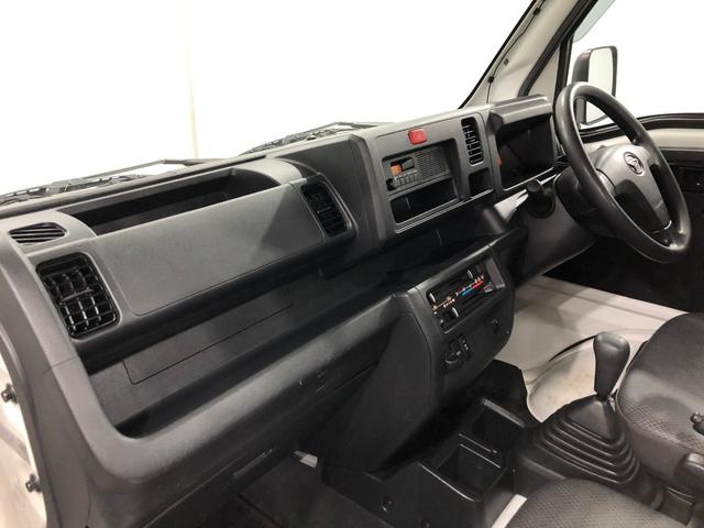 ハイゼットトラックスタンダード 農用スペシャル 4WD/MT車/荷台作業灯1年保証距離無制限 走行距離85853キロ 4WD マニュアル車 FMAMラジオ フロアマット 荷台作業灯 マニュアルエアコン(埼玉県)の中古車