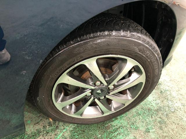 ルーミーＧ　Ｓ　車検整備付／走行２８５４７キロ／ナビ／バックカメラ１年保証距離無制限　走行距離２８５４７キロ　フルセグナビ　バックカメラ　純正マット　オートライト　アイドリングストップ　両側電動スライドドア　プッシュボタンスタート　オート格納式ドアミラー　キーフリー（埼玉県）の中古車