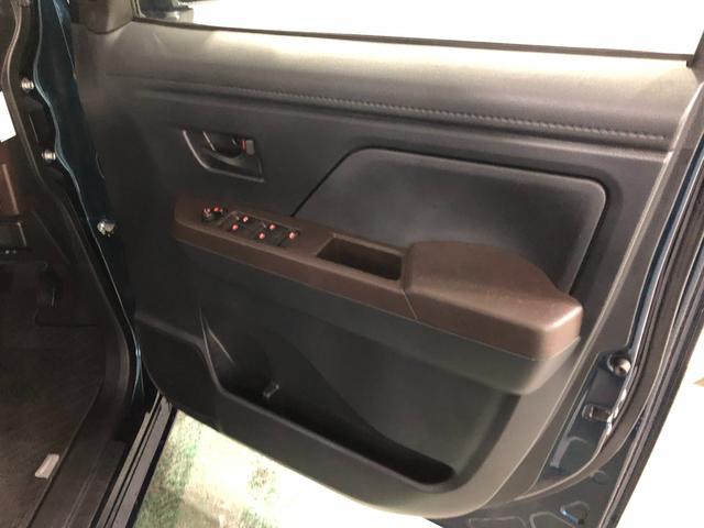 ルーミーＧ　Ｓ　車検整備付／走行２８５４７キロ／ナビ／バックカメラ１年保証距離無制限　走行距離２８５４７キロ　フルセグナビ　バックカメラ　純正マット　オートライト　アイドリングストップ　両側電動スライドドア　プッシュボタンスタート　オート格納式ドアミラー　キーフリー（埼玉県）の中古車