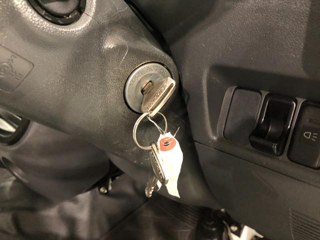 ハイゼットトラック農用スペシャル 4WD/MT/走行29599キロ/純正マット1年保証距離無制限 走行距離29599キロ 4WD 5速MT 荷台作業灯 ゲートプロテクター マニュアルエアコン 取扱説明書 メンテナンスノート(埼玉県)の中古車