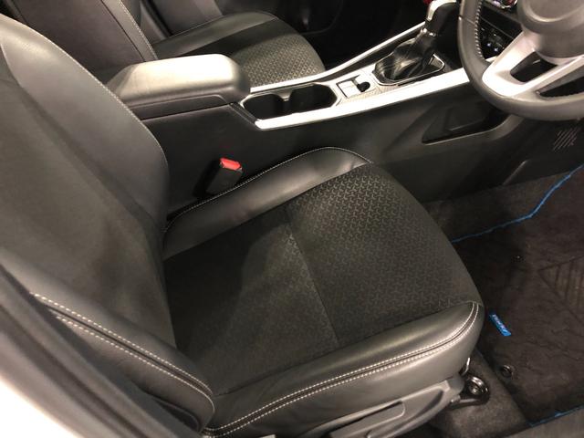 ロッキープレミアムＧ　ＨＥＶ　走行３７６８６キロ／ナビ／ドラレコ一年保証・走行距離無制限走行３７６８６キロ　フルセグナビ　ブルートゥース　全周囲カメラ　ＥＴＣ　ドラレコ　クリアランスソナー　ＬＥＤヘッドライト　オートライト　シートヒーター（埼玉県）の中古車