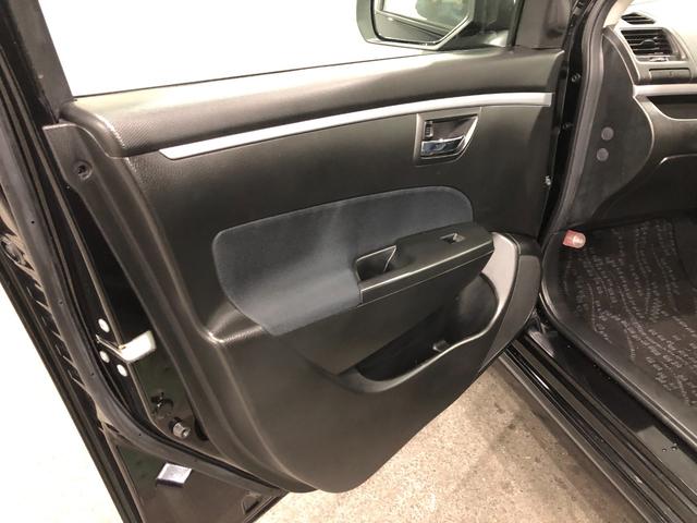 スイフトＲＳ　走行８２９６８キロ／一年保証・走行距離無制限走行８２９６８キロ　助手席エアバック　純正カーペットマット　電動格納ミラー　純正アルミホイール　パドルシフト（埼玉県）の中古車