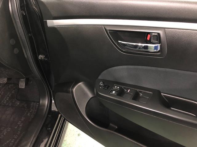 スイフトＲＳ　走行８２９６８キロ／一年保証・走行距離無制限走行８２９６８キロ　助手席エアバック　純正カーペットマット　電動格納ミラー　純正アルミホイール　パドルシフト（埼玉県）の中古車