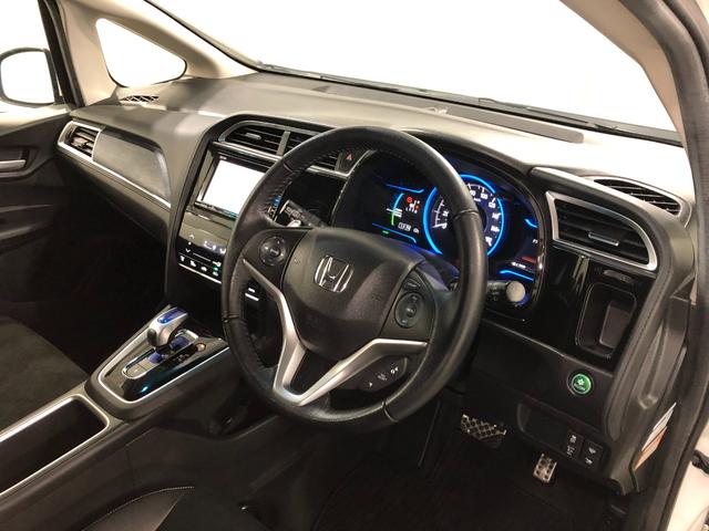 シャトルハイブリッドX 車検整備付/走行92468キロ/ワンセグナビ1年保証距離無制限 走行距離92468キロ ワンセグナビ バックカメラ ブルートゥース 純正マット サイドエアバッグ オートライト プッシュボタンスタート(埼玉県)の中古車