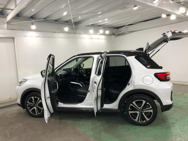 ロッキープレミアム　修復歴／４ＷＤ／走行１７８５３キロ／ナビドラレコ１年保証距離無制限　走行距離１７８５３キロ　純正フルセグナビ　パノラマモニター　ドラレコ　純正マット　サイドエアバッグ　ＬＥＤヘッドランプ　アイドリングストップ　シートヒーター　オート格納式ドアミラー（埼玉県）の中古車