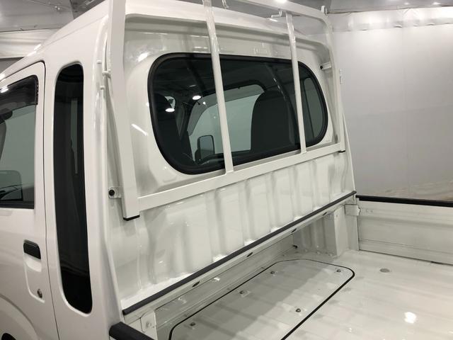 ハイゼットトラックジャンボスタンダード　走行１０７５０キロ／ＭＴ／マット１年保証距離無制限　走行距離１０７５０キロ　マニュアル車　ＦＭＡＭラジオ　純正フロアマット　助手席エアバッグ　クリアランスソナー　オートライト　アイドリングストップ（埼玉県）の中古車