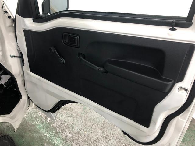 ハイゼットトラックジャンボスタンダード　走行１０７５０キロ／ＭＴ／マット１年保証距離無制限　走行距離１０７５０キロ　マニュアル車　ＦＭＡＭラジオ　純正フロアマット　助手席エアバッグ　クリアランスソナー　オートライト　アイドリングストップ（埼玉県）の中古車