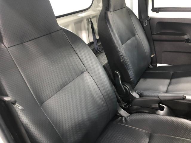 ハイゼットトラックジャンボスタンダード　走行１０７５０キロ／ＭＴ／マット１年保証距離無制限　走行距離１０７５０キロ　マニュアル車　ＦＭＡＭラジオ　純正フロアマット　助手席エアバッグ　クリアランスソナー　オートライト　アイドリングストップ（埼玉県）の中古車