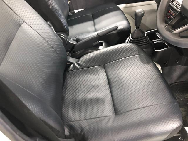 ハイゼットトラックジャンボスタンダード　走行１０７５０キロ／ＭＴ／マット１年保証距離無制限　走行距離１０７５０キロ　マニュアル車　ＦＭＡＭラジオ　純正フロアマット　助手席エアバッグ　クリアランスソナー　オートライト　アイドリングストップ（埼玉県）の中古車