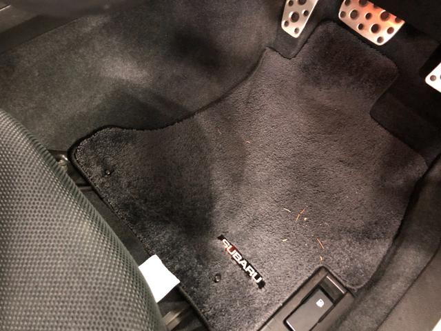 XV2.0i−L アイサイト 走行68171キロ/4WD/ナビ一年保証・走行距離無制限走行68171キロ フルセグナビ ブルートゥース バックカメラ ETC ドラレコ HIDヘッドライト オートライト(埼玉県)の中古車