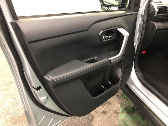 ロッキープレミアム　９インチナビ　バックカメラ　ドラレコ　ＥＴＣ９インチフルセグナビ　バックモニター　ドラレコ　ＥＴＣ　クリアランスソナー　ＬＥＤヘッドライト　コーナーセンサー　シートヒーター　クルーズコントロール　一年保証・走行距離無制限走行２０９８９キロ（埼玉県）の中古車