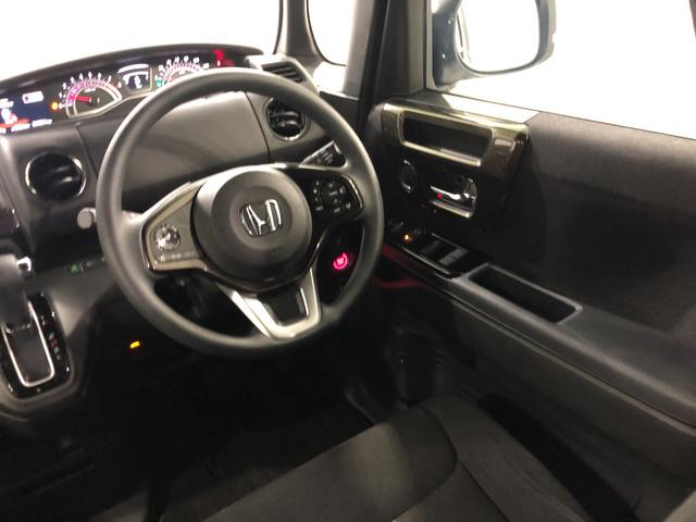 Ｎ−ＢＯＸカスタムＧ・Ｌホンダセンシング　走行１７８１１キロ／ナビ／ドラレコ一年保証・走行距離無制限走行１７８１１キロ　フルセグナビ　ブルートゥース　バックカメラ　ドラレコ　ＥＴＣ　サイドエアバック　オートライト　ＬＥＤヘッドライト　シートヒーター　片側電動スライドドア（埼玉県）の中古車