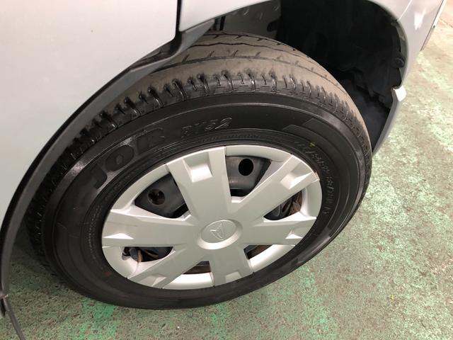 ハイゼットカーゴクルーズ　走行３６８７２キロ／タイヤ４本交換／バックカメラ一年保証・走行距離無制限走行３６８７２キロ　タイヤ４本交換　ワンセグナビ　ブルートゥース　バックカメラ　ＥＴＣ　クリアランスソナー　ＬＥＤヘッドライト　アイドリングストップ（埼玉県）の中古車