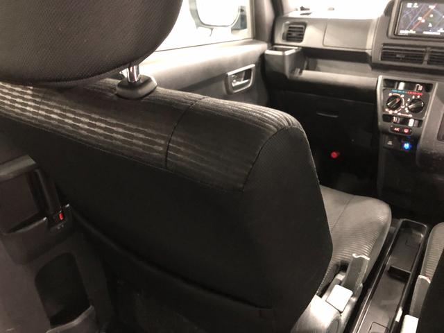 ハイゼットカーゴクルーズ　走行３６８７２キロ／タイヤ４本交換／バックカメラ一年保証・走行距離無制限走行３６８７２キロ　タイヤ４本交換　ワンセグナビ　ブルートゥース　バックカメラ　ＥＴＣ　クリアランスソナー　ＬＥＤヘッドライト　アイドリングストップ（埼玉県）の中古車