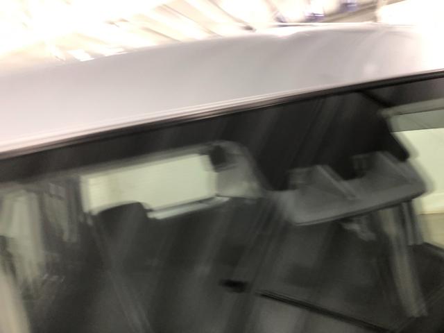 ハイゼットカーゴクルーズ　走行３６８７２キロ／タイヤ４本交換／バックカメラ一年保証・走行距離無制限走行３６８７２キロ　タイヤ４本交換　ワンセグナビ　ブルートゥース　バックカメラ　ＥＴＣ　クリアランスソナー　ＬＥＤヘッドライト　アイドリングストップ（埼玉県）の中古車