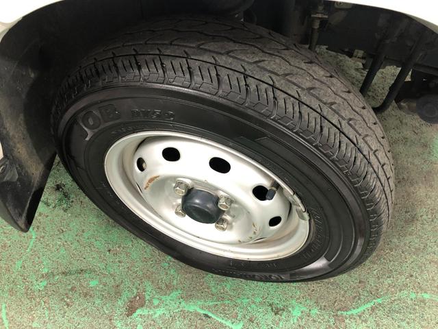 サンバートラックTB 4WD/車検整備付/走行24984キロ/FMAMラジオ1年保証距離無制限 走行距離24984キロ 4WD 車検整備付 FMAMラジオ フロアマット(埼玉県)の中古車