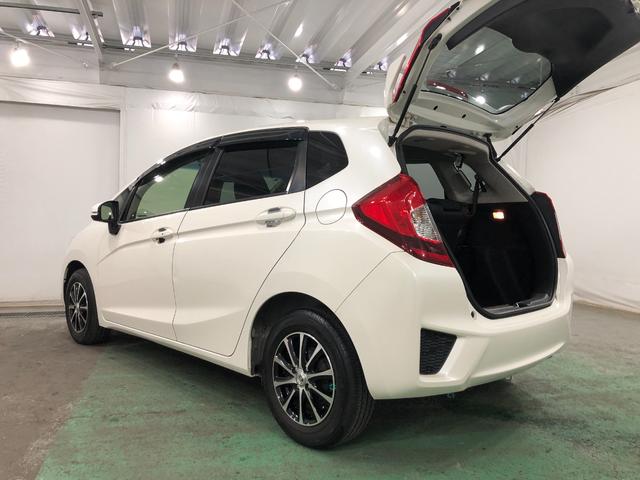 フィット１３Ｇ・Ｆパッケージ　走行３６４５９キロ／ナビ／バックカメラ一年保証・走行距離無制限走行３６４５９キロ　ワンセグナビ　ブルートゥース　バックカメラ　オートライト　ＬＥＤヘッドライト　ＥＴＣ（埼玉県）の中古車