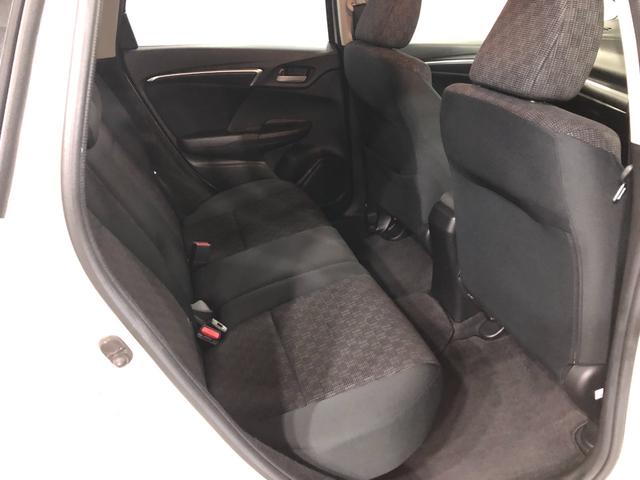 フィット１３Ｇ・Ｆパッケージ　走行３６４５９キロ／ナビ／バックカメラ一年保証・走行距離無制限走行３６４５９キロ　ワンセグナビ　ブルートゥース　バックカメラ　オートライト　ＬＥＤヘッドライト　ＥＴＣ（埼玉県）の中古車