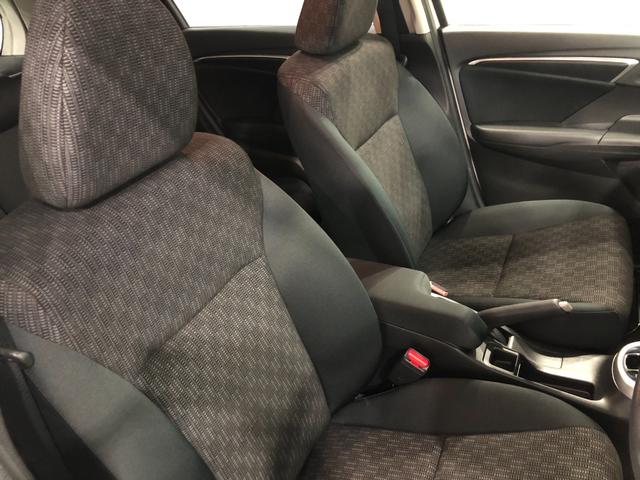 フィット１３Ｇ・Ｆパッケージ　走行３６４５９キロ／ナビ／バックカメラ一年保証・走行距離無制限走行３６４５９キロ　ワンセグナビ　ブルートゥース　バックカメラ　オートライト　ＬＥＤヘッドライト　ＥＴＣ（埼玉県）の中古車