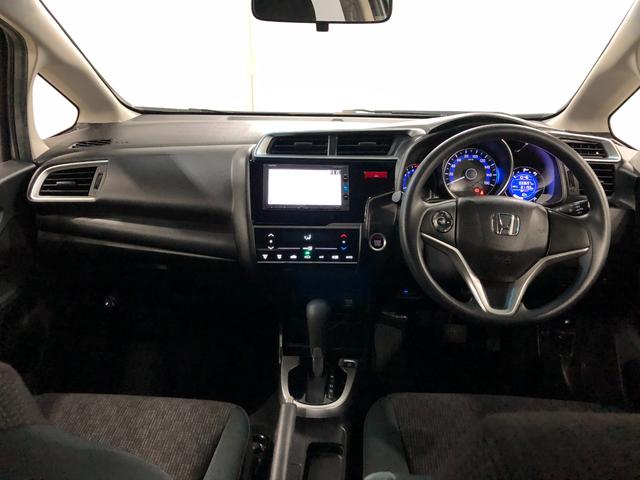 フィット１３Ｇ・Ｆパッケージ　雹害／走行３３６９７キロ／ワンセグナビ１年保証距離無制限　走行距離３３６９７キロ　ワンセグナビ　バックカメラ　ブルートゥース　純正マット　オートライト　ＬＥＤヘッドランプ　電動格納式ドアミラー　プッシュボタンスタート（埼玉県）の中古車