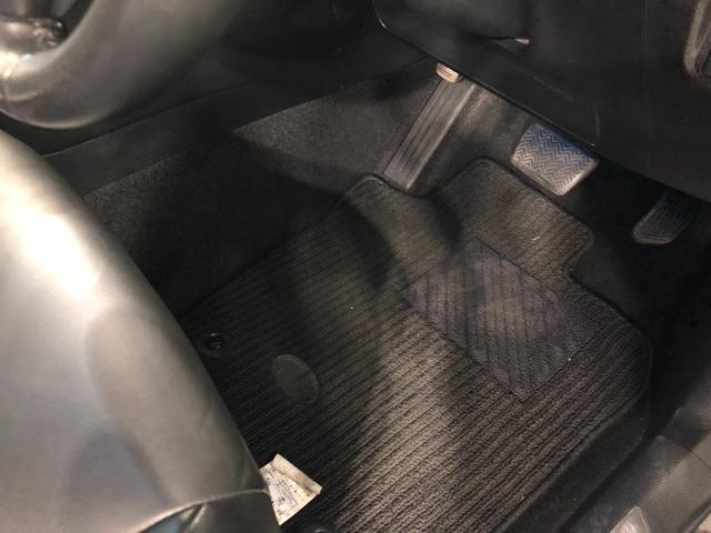 ハリアーエレガンス　走行５６３３９キロ／ナビ／バックカメラ一年保証・走行距離無制限走行５６３３９キロ　フルセグナビ　ブルートゥース　バックカメラ　サイドエアバック　オートライト　ＬＥＤヘッドライト（埼玉県）の中古車