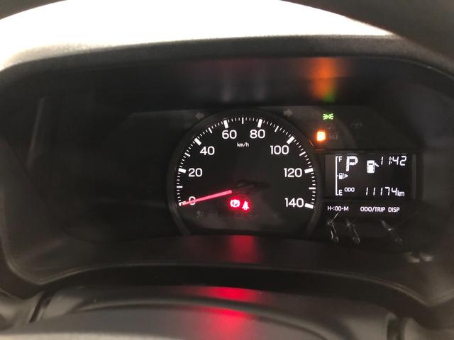 ハイゼットカーゴＤＸ　走行１１１７４キロ／クリアランスソナー／オートライト一年保証・走行距離無制限走行１１１７４キロ　クリアランスソナー　オートライト　アイドリングストップ　助手席エアバック　純正カーペットマット（埼玉県）の中古車