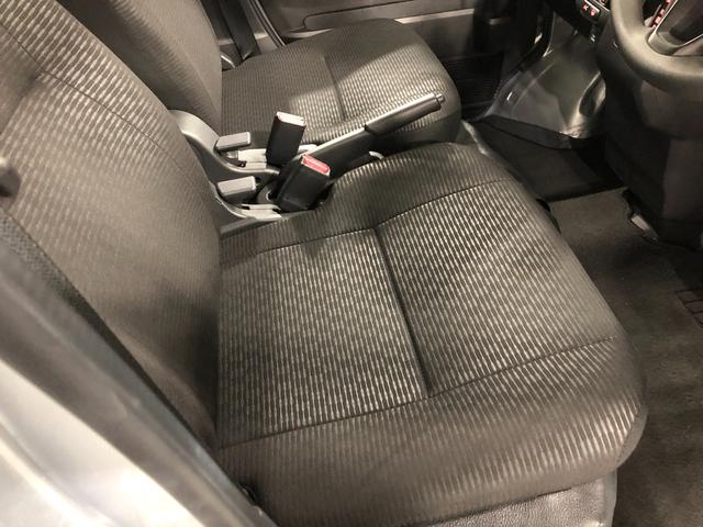 ハイゼットカーゴＤＸ　走行１１１７４キロ／クリアランスソナー／オートライト一年保証・走行距離無制限走行１１１７４キロ　クリアランスソナー　オートライト　アイドリングストップ　助手席エアバック　純正カーペットマット（埼玉県）の中古車