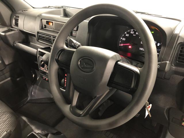 ハイゼットカーゴＤＸ　走行１１１７４キロ／クリアランスソナー／オートライト一年保証・走行距離無制限走行１１１７４キロ　クリアランスソナー　オートライト　アイドリングストップ　助手席エアバック　純正カーペットマット（埼玉県）の中古車