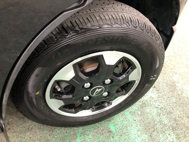 ハイゼットカーゴＤＸ　走行１２５３８キロ／クリアランスソナー／ＣＤチューナー一年保証・走行距離無制限　走行１２５３８キロ　ＣＤチューナー　助手席エアバック　オートライト　クリアランスソナー　アイドリングストップ　純正フロアマット（埼玉県）の中古車