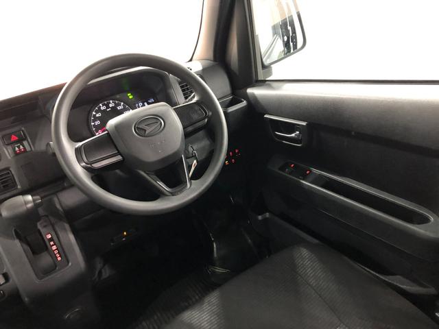 ハイゼットカーゴＤＸ　走行１２５３８キロ／クリアランスソナー／ＣＤチューナー一年保証・走行距離無制限　走行１２５３８キロ　ＣＤチューナー　助手席エアバック　オートライト　クリアランスソナー　アイドリングストップ　純正フロアマット（埼玉県）の中古車