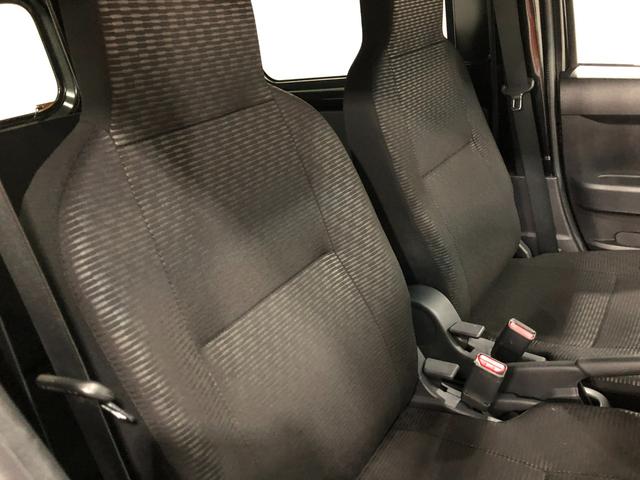 ハイゼットカーゴＤＸ　走行１２５３８キロ／クリアランスソナー／ＣＤチューナー一年保証・走行距離無制限　走行１２５３８キロ　ＣＤチューナー　助手席エアバック　オートライト　クリアランスソナー　アイドリングストップ　純正フロアマット（埼玉県）の中古車