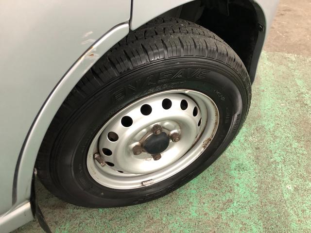 ハイゼットカーゴＤＸ　走行９５３１９キロ／車検整備付／ナビ一年保証・走行距離無制限走行９５３１９キロ　車検整備付　ワンセグナビ　助手席エアバック　純正カーペットマット　ＥＴＣ　オートマ（埼玉県）の中古車