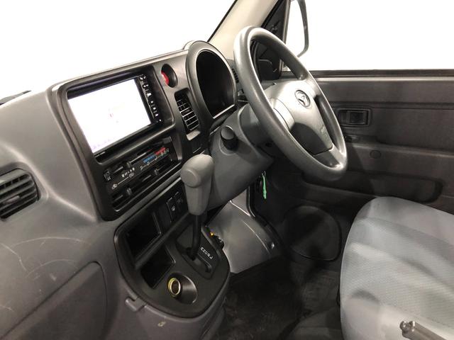 ハイゼットカーゴＤＸ　走行９５３１９キロ／車検整備付／ナビ一年保証・走行距離無制限走行９５３１９キロ　車検整備付　ワンセグナビ　助手席エアバック　純正カーペットマット　ＥＴＣ　オートマ（埼玉県）の中古車