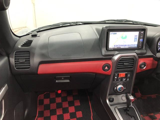 コペンローブ　走行１３７７７キロ／ナビ／ＬＥＤヘッドライト一年保証・走行距離無制限走行１３７７７キロ　フルセグナビ　ブルートゥース　助手席エアバック　純正カーペットマット　ＬＥＤヘッドライト　アイドリングストップ（埼玉県）の中古車