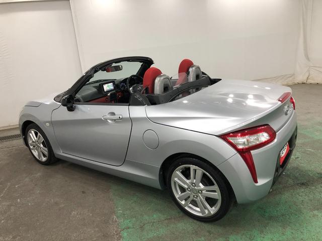 コペンローブ　走行１３７７７キロ／ナビ／ＬＥＤヘッドライト一年保証・走行距離無制限走行１３７７７キロ　フルセグナビ　ブルートゥース　助手席エアバック　純正カーペットマット　ＬＥＤヘッドライト　アイドリングストップ（埼玉県）の中古車