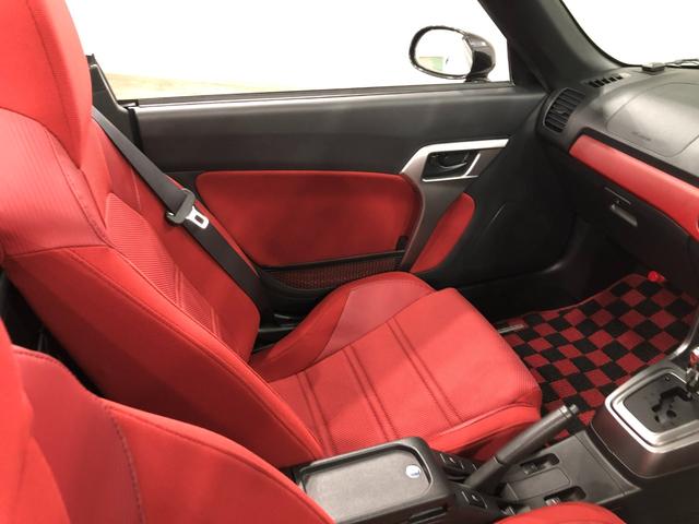 コペンローブ　走行１３７７７キロ／ナビ／ＬＥＤヘッドライト一年保証・走行距離無制限走行１３７７７キロ　フルセグナビ　ブルートゥース　助手席エアバック　純正カーペットマット　ＬＥＤヘッドライト　アイドリングストップ（埼玉県）の中古車