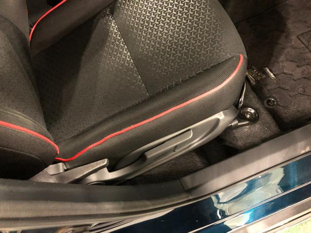 ロッキーG 車検整備付 走行19220キロ 純正ナビ エアロパック1年保証距離無制限 バックカメラ ドラレコ 純正マット サイドエアバッグ LEDヘッドランプ アイドリングストップ シートヒーター オート格納式ドアミラー(埼玉県)の中古車