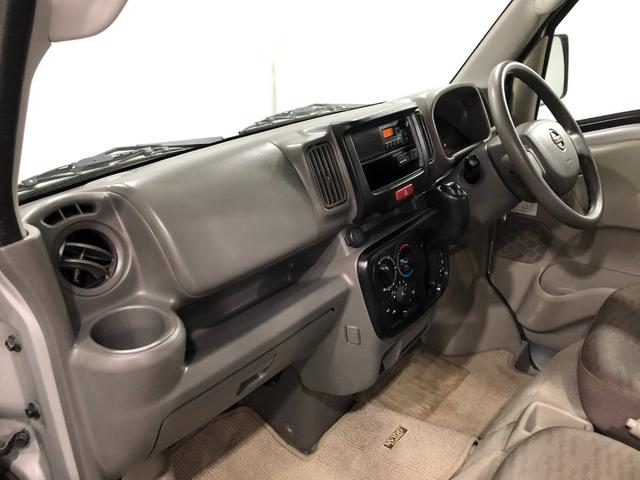 NV100クリッパーバンDX 走行82268キロ FMAMラジオ 純正マット1年保証距離無制限 助手席エアバッグ キーレスエントリー 両側スライドドア(埼玉県)の中古車