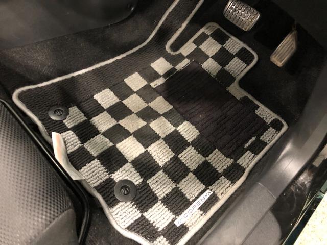 コペンセロ 走行84360キロ/車検整備付/LEDヘッドライト一年保証・走行距離無制限走行84360キロ 車検整備付 助手席エアバック 純正カーペットマット LEDヘッドライト アイドリングストップ シートヒーター(埼玉県)の中古車