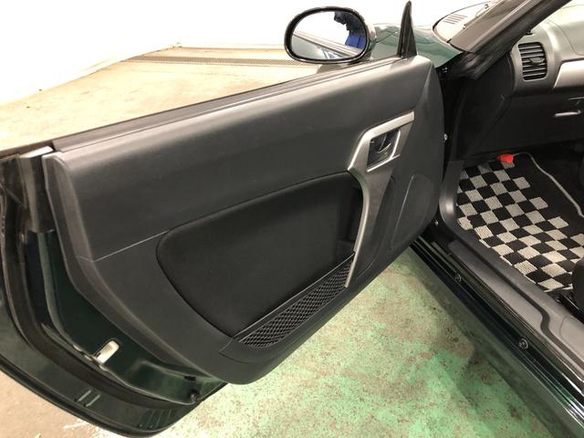 コペンセロ 走行84360キロ/車検整備付/LEDヘッドライト一年保証・走行距離無制限走行84360キロ 車検整備付 助手席エアバック 純正カーペットマット LEDヘッドライト アイドリングストップ シートヒーター(埼玉県)の中古車