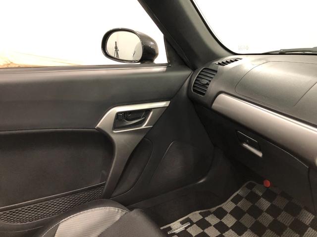 コペンセロ 走行84360キロ/車検整備付/LEDヘッドライト一年保証・走行距離無制限走行84360キロ 車検整備付 助手席エアバック 純正カーペットマット LEDヘッドライト アイドリングストップ シートヒーター(埼玉県)の中古車