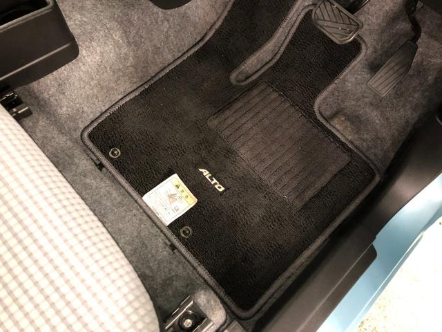 アルトＬ　車検整備付／走行６６９１１キロ／ＣＤチューナー／マット１年保証距離無制限　走行距離６６９１１キロ　車検整備付　ＣＤチューナー　純正マット　助手席エアバッグ　アイドリングストップ　シートヒーター　ドリンクホルダー　キーレスエントリー（埼玉県）の中古車