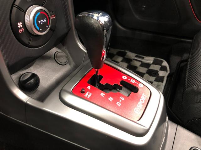 コペンローブ　走行８３８６６キロ／フルセグナビ／バックカメラ１年保証距離無制限　走行距離８３８６６キロ　フルセグナビ　バックカメラ　ブルートゥース　純正マット　ＬＥＤヘッドランプ　アイドリングストップ　シートヒーター（埼玉県）の中古車