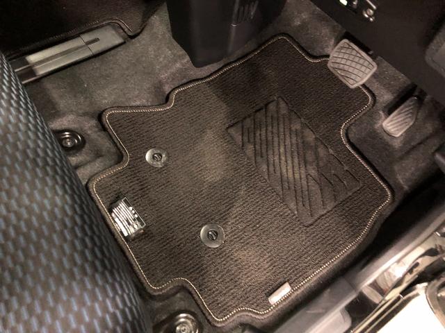 タントカスタムＲＳ　走行３１４３２キロ／車検整備付／ナビ／ドラレコ一年保証・走行距離無制限走行３１４３２キロ　車検整備付　フルセグナビ　バックカメラ　ドラレコ　ＥＴＣ　クリアランスソナー　ＬＥＤヘッドライト　オートライト　シートヒーター　両側電動スライドドア（埼玉県）の中古車