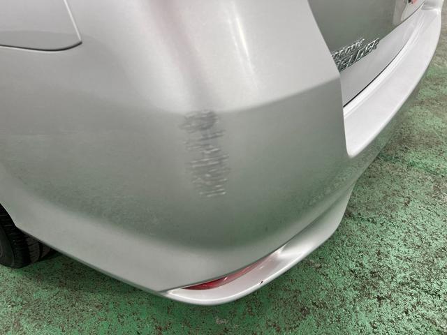 カローラフィールダー１．５Ｘ　走行５７４６３キロ／ＣＤチューナー／キーレス一年保証・走行距離無制限走行５７４６３キロ　助手席エアバック　純正カーペットマット　サイドエアバック　アイドリングストップ　ＣＤチューナー　キーレス（埼玉県）の中古車