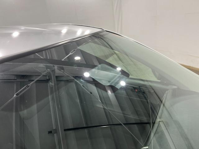 カローラフィールダー１．５Ｘ　走行５７４６３キロ／ＣＤチューナー／キーレス一年保証・走行距離無制限走行５７４６３キロ　助手席エアバック　純正カーペットマット　サイドエアバック　アイドリングストップ　ＣＤチューナー　キーレス（埼玉県）の中古車