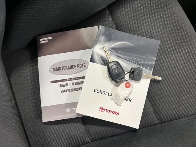 カローラフィールダー１．５Ｘ　走行５７４６３キロ／ＣＤチューナー／キーレス一年保証・走行距離無制限走行５７４６３キロ　助手席エアバック　純正カーペットマット　サイドエアバック　アイドリングストップ　ＣＤチューナー　キーレス（埼玉県）の中古車